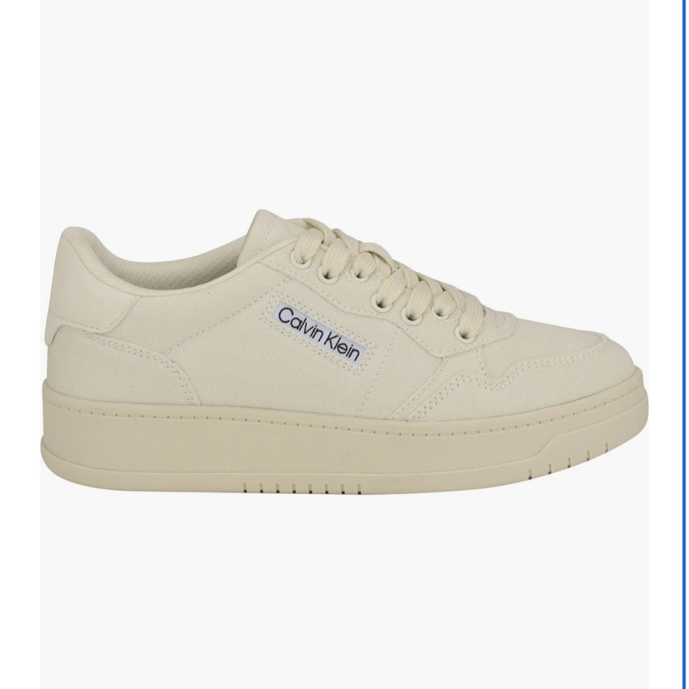 Women's Rhean Round Toe Lace-Up Casual Sneakers 10